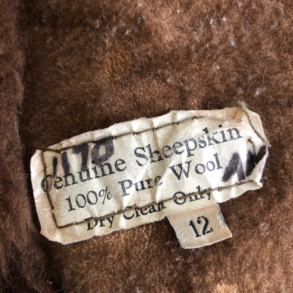 Vintage Sheepskin Shearling Coat with Hood Size 12 (See Description re Size) - Picture 5 of 16